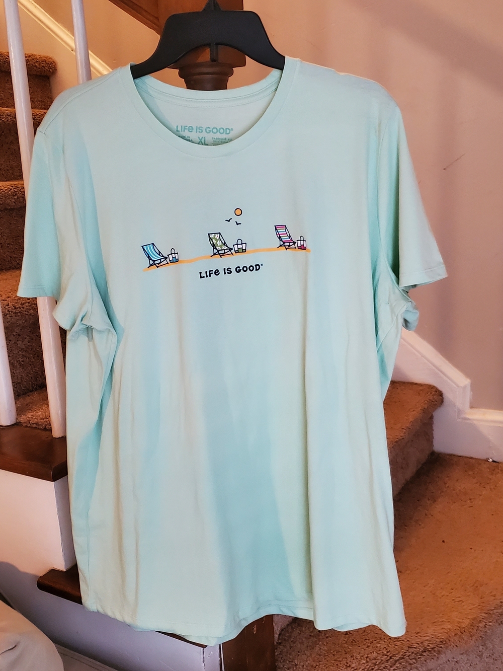 Life Is Good Mint Short Sleeve Tee with Beach Chairs Graphic XL